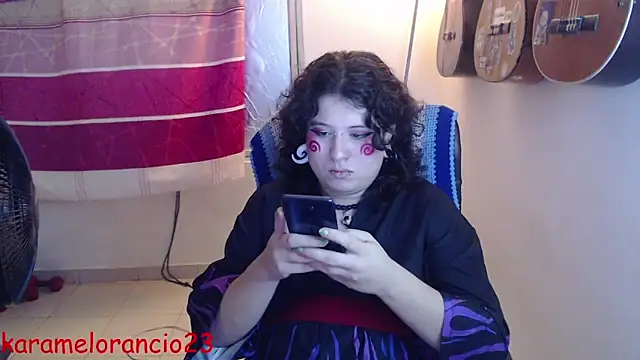 Snapshot of Smoke_trip_Alicia chatting on 09/24/25, 04:16 Smoke trip Alicia online show from 09/24/25, 04:16