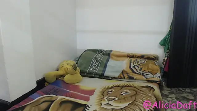 Smoke trip Alicia online show from 03/10/26, 03:00