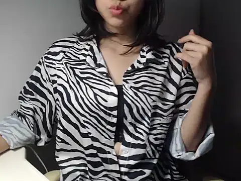 Snapshot of Bigg_Pussyy_Catt chatting on 12/07/24, 06:10 Bigg Pussyy Catt online show from 12/07/24, 06:10