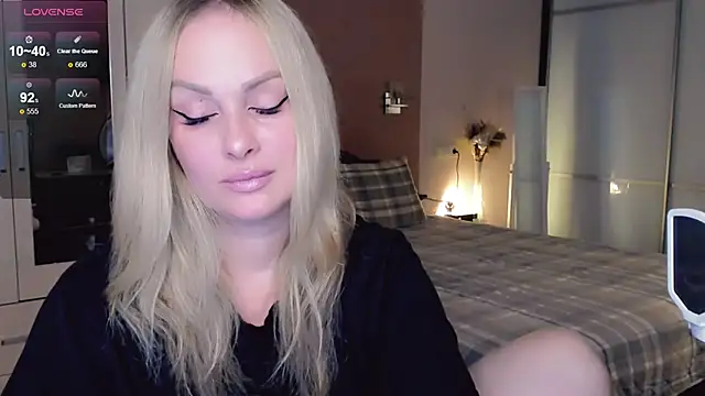 Snapshot of Libby_Nora chatting on 11/06/25, 10:38 Libby Nora online show from 11/06/25, 10:38