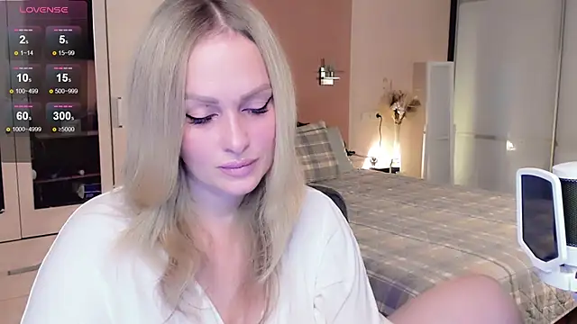 Snapshot of Libby_Nora chatting on 11/08/25, 10:26 Libby Nora online show from 11/08/25, 10:26