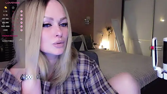 Snapshot of Libby_Nora chatting on 02/03/26, 02:44 Libby Nora online show from 02/03/26, 02:44