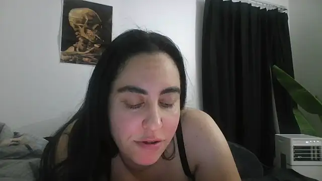 Snapshot of WetFlower69 chatting on 07/19/26, 12:25 WetFlower69 online show from 07/19/26, 12:25