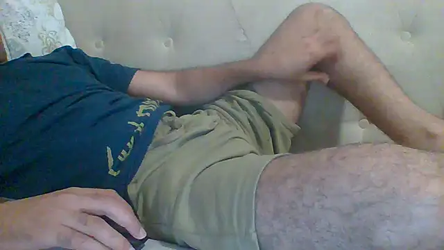 Snapshot of egyman2017 chatting on 10/09/25, 06:06 egyman2017 online show from 10/09/25, 06:06