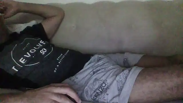 Snapshot of egyman2017 chatting on 10/20/25, 07:03 egyman2017 online show from 10/20/25, 07:03