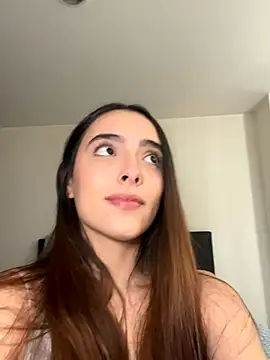 Snapshot of swrennn19 chatting on 12/03/24, 06:17 swrennn19 online show from 12/03/24, 06:17