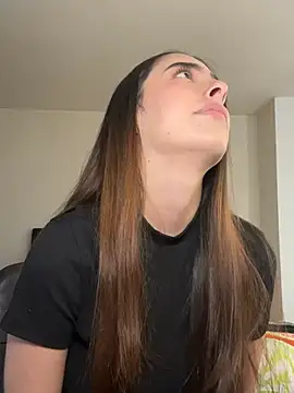 Snapshot of swrennn19 chatting on 01/20/25, 06:43 swrennn19 online show from 01/20/25, 06:43