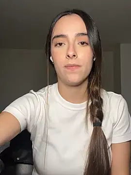 Snapshot of swrennn19 chatting on 02/04/25, 12:08 swrennn19 online show from 02/04/25, 12:08