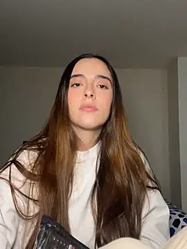 Snapshot of swrennn19 chatting on 02/14/25, 07:02 swrennn19 online show from 02/14/25, 07:02