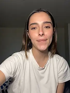 Snapshot of swrennn19 chatting on 03/17/25, 11:00 swrennn19 online show from 03/17/25, 11:00