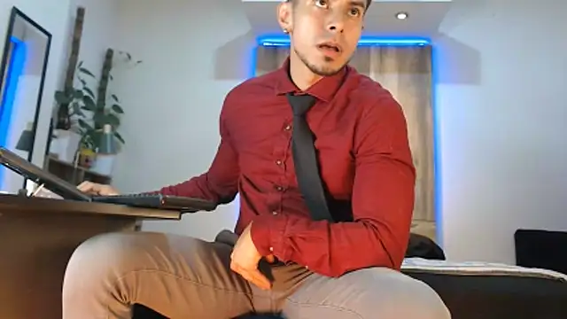 Andrew 4  online show from 03/19/26, 02:15