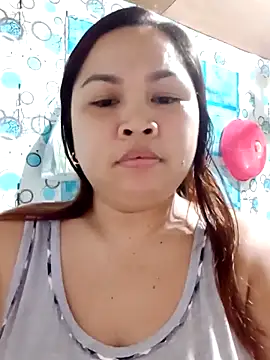 XXLorie 02 online show from 03/05/25, 10:44