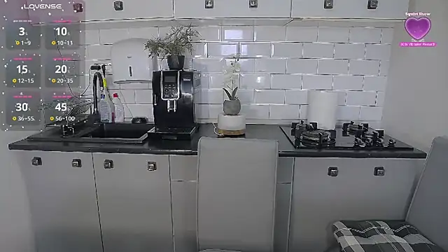 erikaerika online show from 02/20/26, 08:49