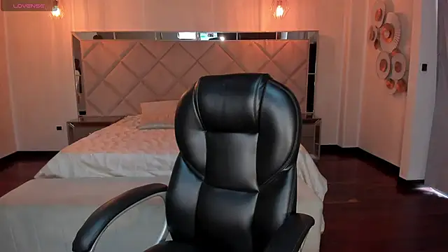 AmyDavis  online show from 01/02/25, 08:02