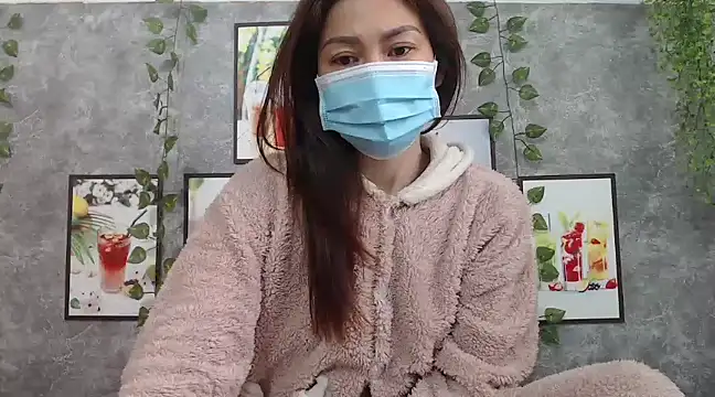 Snapshot of AsianPussie4u chatting on 01/06/25, 04:15 AsianPussie4u online show from 01/06/25, 04:15
