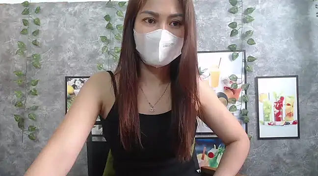 Snapshot of AsianPussie4u chatting on 01/20/25, 04:10 AsianPussie4u online show from 01/20/25, 04:10