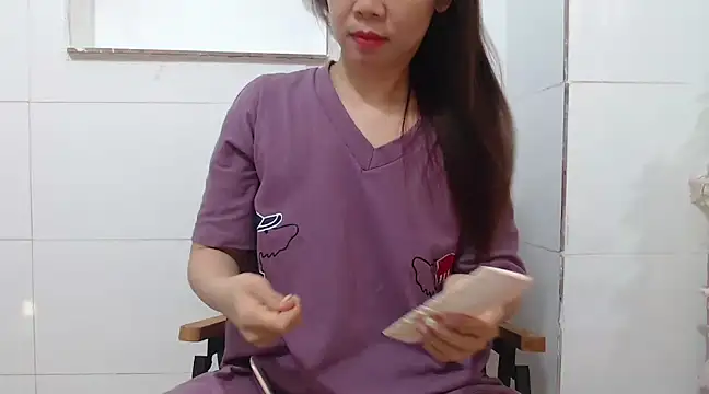 Snapshot of AsianPussie4u chatting on 02/19/25, 01:40 AsianPussie4u online show from 02/19/25, 01:40
