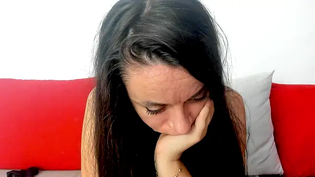 Snapshot of cute_angel95 chatting on 10/28/25, 07:38 cute angel95 online show from 10/28/25, 07:38