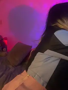 Snapshot of BA_BYY chatting on 03/20/25, 05:13 BA BYY online show from 03/20/25, 05:13