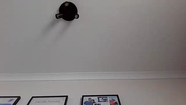 Slutash online show from 03/11/26, 01:55