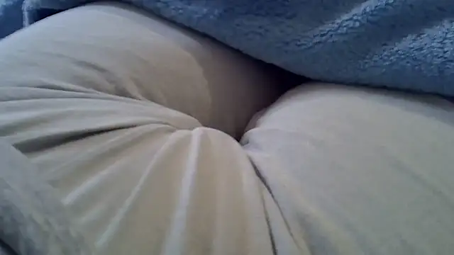 perescam online show from 10/20/25, 03:23