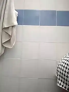 LUNAdeMARTE online show from 12/21/24, 03:47