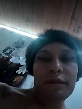 LUNAdeMARTE online show from 02/04/25, 02:39