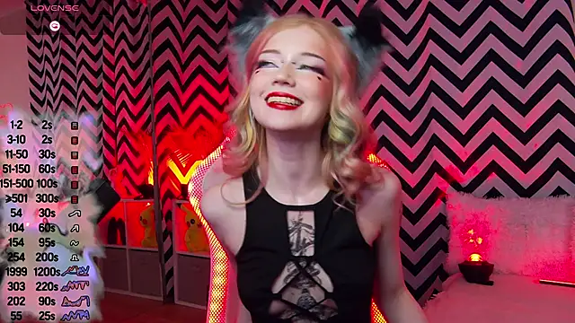 Snapshot of Misamane chatting on 01/15/25, 07:23 Misamane online show from 01/15/25, 07:23