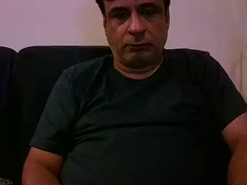 Snapshot of desipapaxxx chatting on 02/26/25, 07:38 desipapaxxx online show from 02/26/25, 07:38