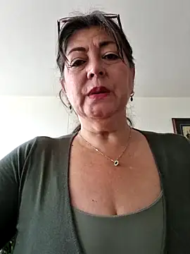 Snapshot of emma_tour chatting on 03/14/25, 03:47 emma tour online show from 03/14/25, 03:47