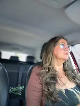 Snapshot of emma_tour chatting on 02/04/26, 04:46 emma tour online show from 02/04/26, 04:46