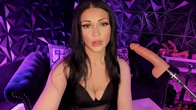 NatashaxoBangs online show from 11/21/25, 01:15