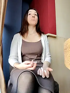 EvaXOAir online show from 03/21/25, 05:11