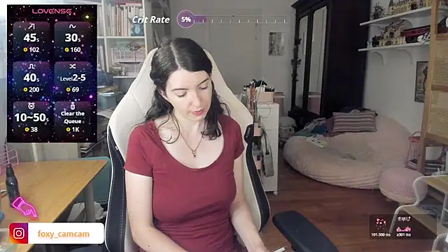 Snapshot of Foxy_c chatting on 07/08/26, 08:35 Foxy c online show from 07/08/26, 08:35