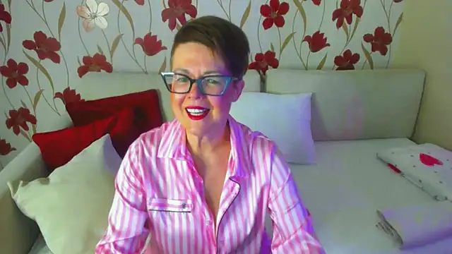 Snapshot of JennAlison chatting on 02/11/25, 10:59 JennAlison online show from 02/11/25, 10:59