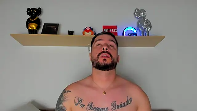 Snapshot of camilo_restrepo21 chatting on 02/02/25, 12:19 camilo restrepo21 online show from 02/02/25, 12:19