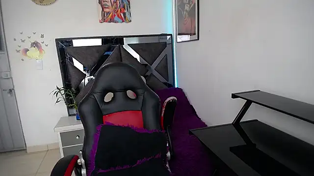 Salo hot04 online show from 11/20/25, 05:12