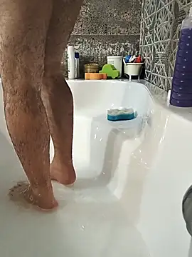 Lucy 1 roso online show from 12/05/25, 07:10