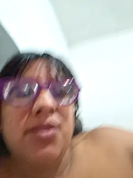 Snapshot of ZaidaWet chatting on 02/22/25, 05:46 ZaidaWet online show from 02/22/25, 05:46