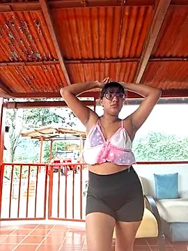 Snapshot of ZaidaWet chatting on 02/28/25, 08:07 ZaidaWet online show from 02/28/25, 08:07