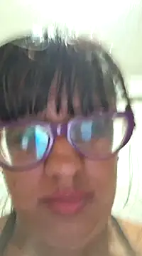 Snapshot of ZaidaWet chatting on 03/12/25, 06:11 ZaidaWet online show from 03/12/25, 06:11