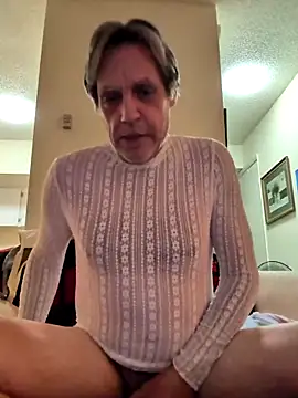 Snapshot of Smallpeniss69 chatting on 10/26/25, 08:20 Smallpeniss69 online show from 10/26/25, 08:20