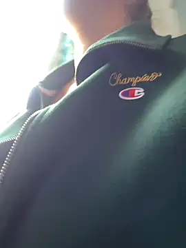 Snapshot of lovely_beast chatting on 10/02/25, 04:14 lovely beast online show from 10/02/25, 04:14