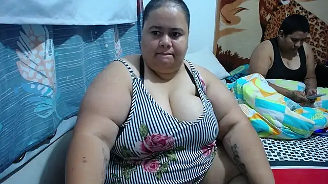 hotlesby4uxxx online show from 03/21/26, 05:12