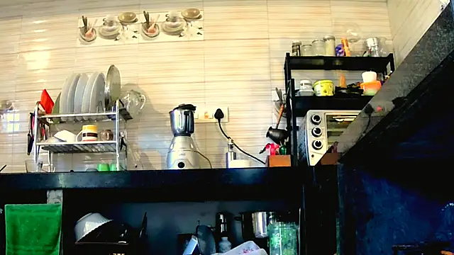 Snapshot of Fun4tipz chatting on 11/25/25, 04:23 Fun4tipz online show from 11/25/25, 04:23