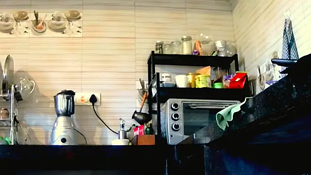 Snapshot of Fun4tipz chatting on 11/28/25, 04:04 Fun4tipz online show from 11/28/25, 04:04