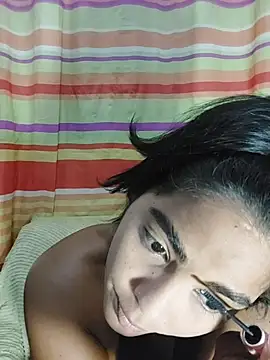 missmelissa  online show from 10/31/25, 12:33