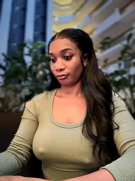   Nessa   online show from 11/14/25, 12:37