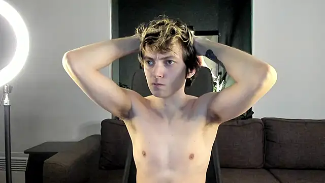 Snapshot of pjatteryd chatting on 03/01/25, 12:01 pjatteryd online show from 03/01/25, 12:01