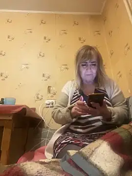 Irina2909xh online show from 10/15/25, 11:05